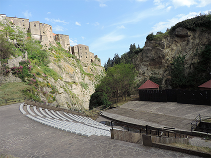 oriolo-teatro-cosa-fare-calabria